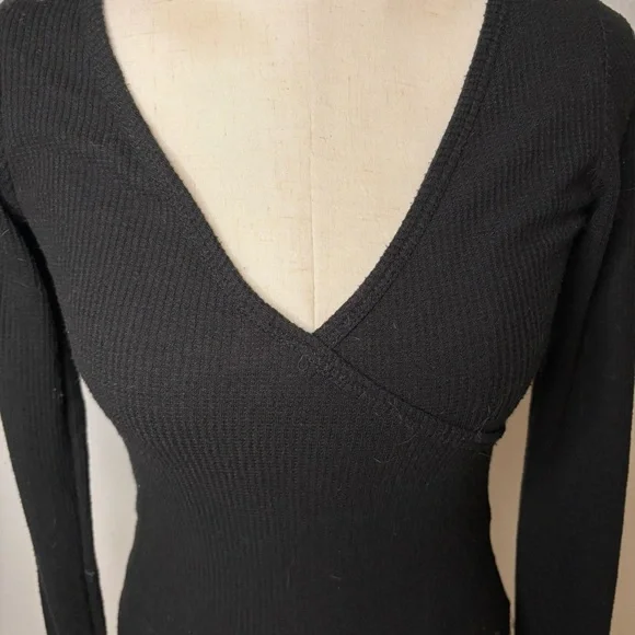 Hollister Crop Crossover Waffle Top - Picture 3 of 6